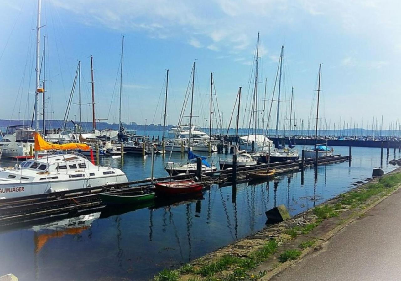Sanierte 2-Zimmer Wohnung in strandnähe Kiel Exterior foto